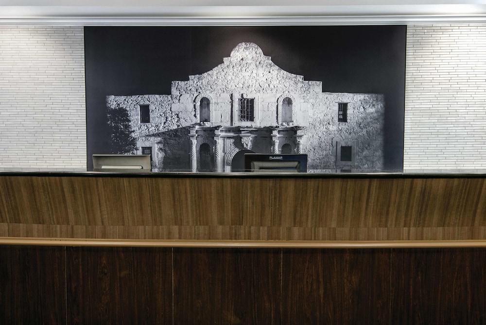 La Quinta Inn & Suites By Wyndham San Antonio Riverwalk Eksteriør bilde