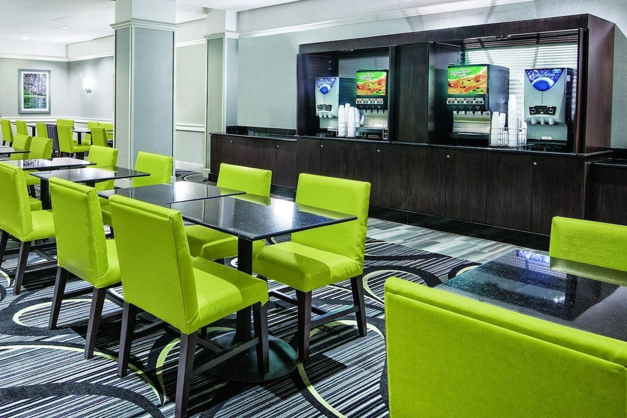 La Quinta Inn & Suites By Wyndham San Antonio Riverwalk Eksteriør bilde