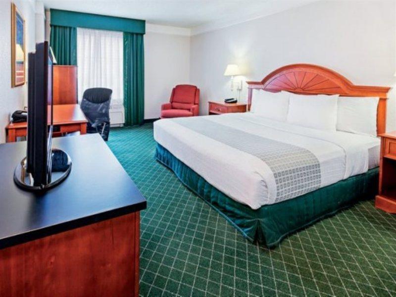 La Quinta Inn & Suites By Wyndham San Antonio Riverwalk Eksteriør bilde
