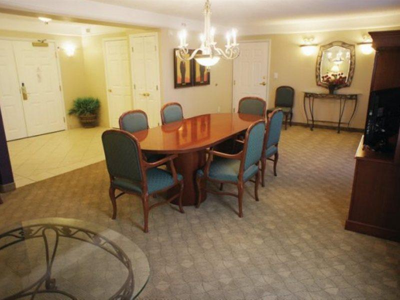 La Quinta Inn & Suites By Wyndham San Antonio Riverwalk Eksteriør bilde