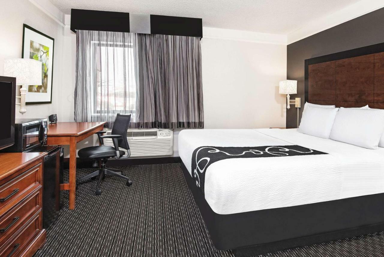 La Quinta Inn & Suites By Wyndham San Antonio Riverwalk Eksteriør bilde