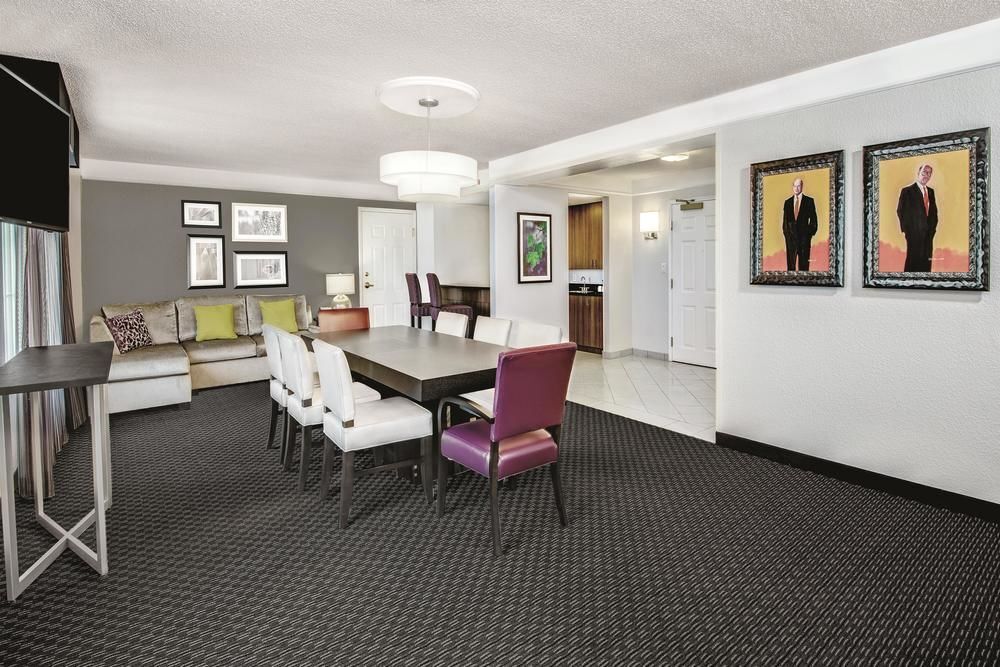 La Quinta Inn & Suites By Wyndham San Antonio Riverwalk Eksteriør bilde